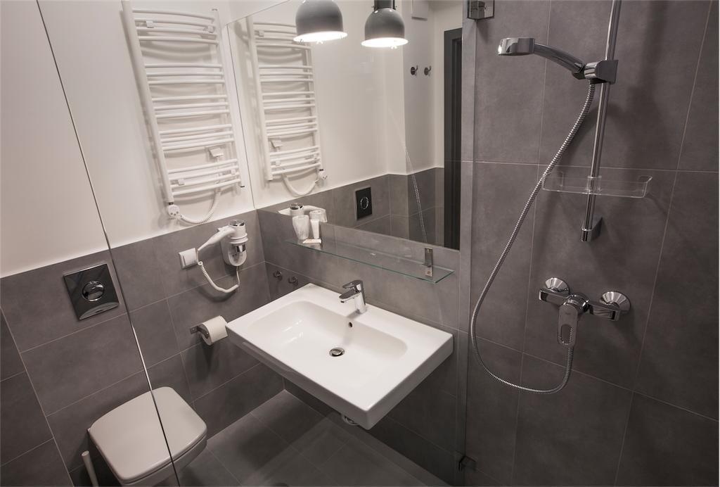 Marcopolo House Bed & Breakfast Warsaw Phòng bức ảnh